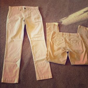 Gap Men’s khaki pants 2 pair